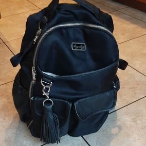 Itzy ritzy boss backpack diaper bag